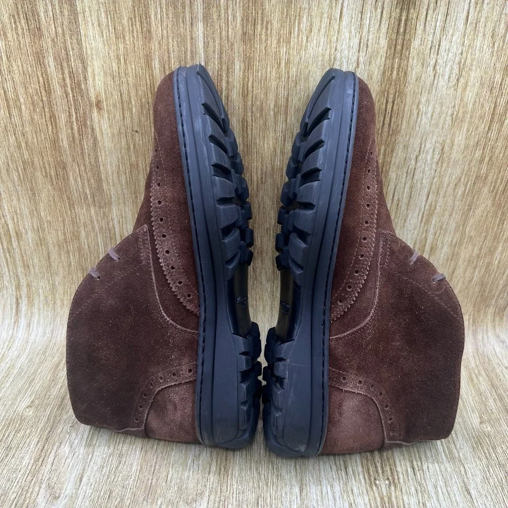 Salvatore Ferragamo Parker Chukka Boots Men's Size 6 EE Brown Suede Wingtip